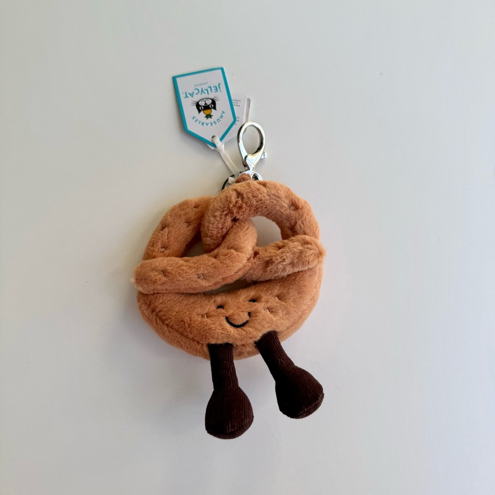 New! Jellycat amuseable pretzel bag charm